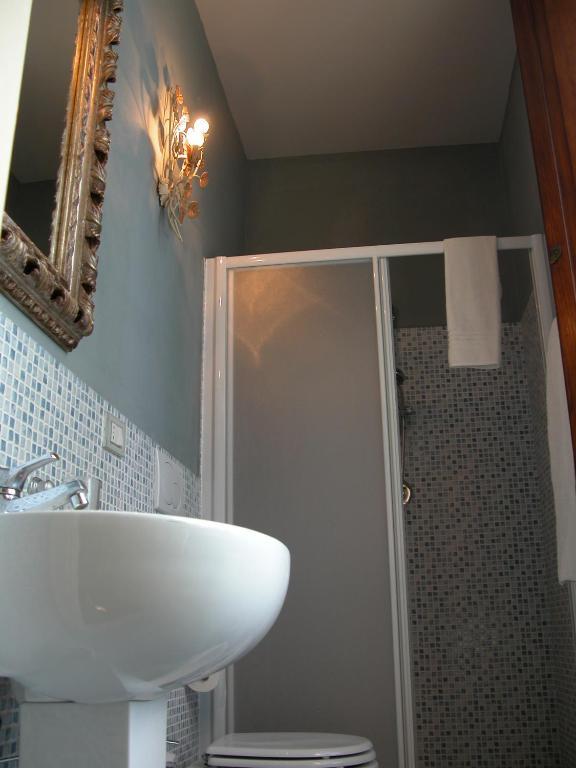 Villa Patrizia B&B Lucca Værelse billede