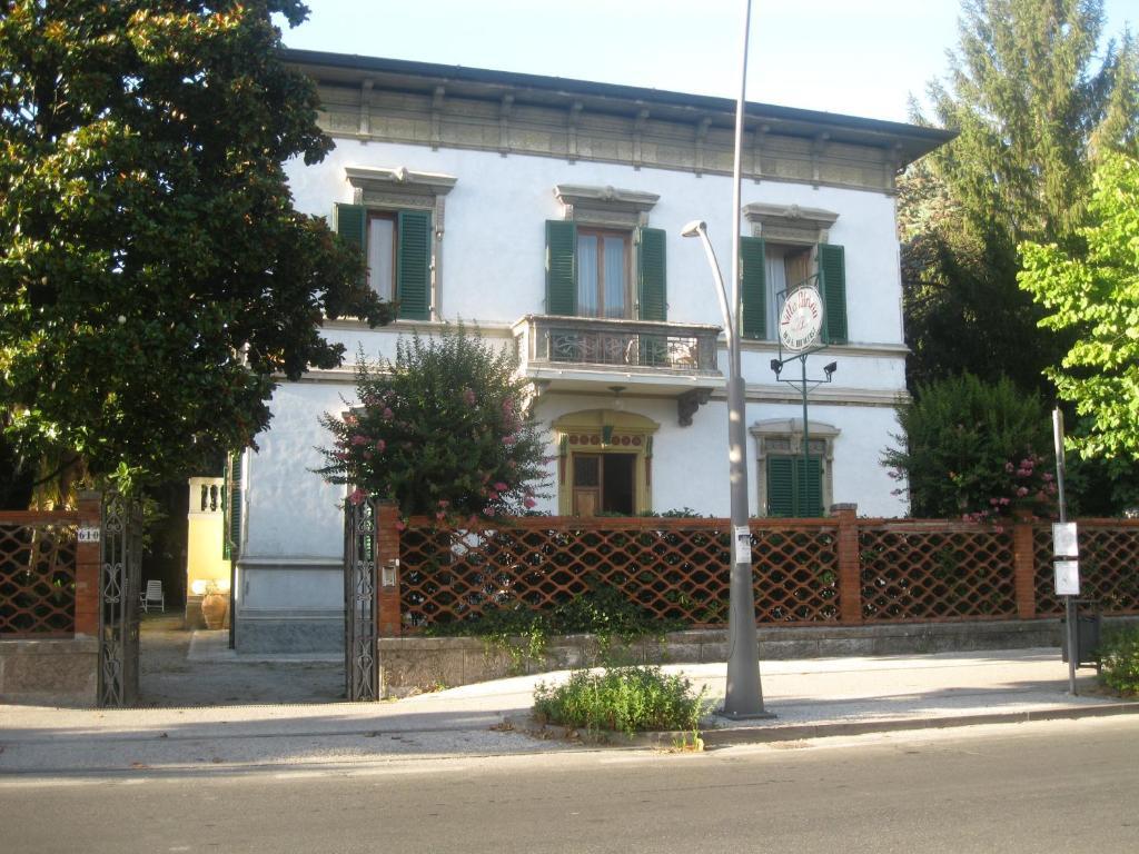 Villa Patrizia B&B Lucca Eksteriør billede